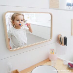 Montessori Badezimmer Waschtisch Zähne putzen