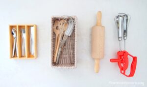 Montessori Kinderküche Regal 3 Inhalt Küchenwerkzeuge